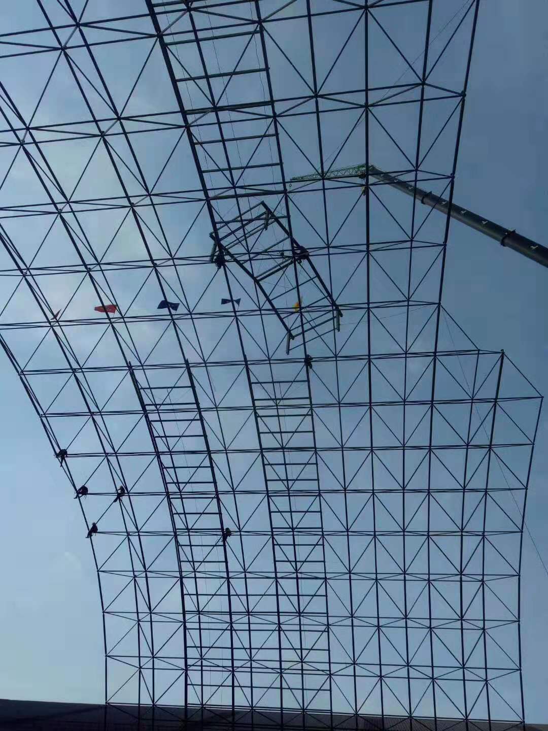 霍州干煤棚网架安装